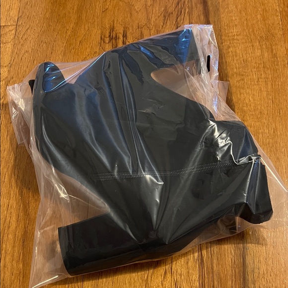 Steven Lieve Black Suede Pointed-Toe Sock Boots - Picture 11 of 11